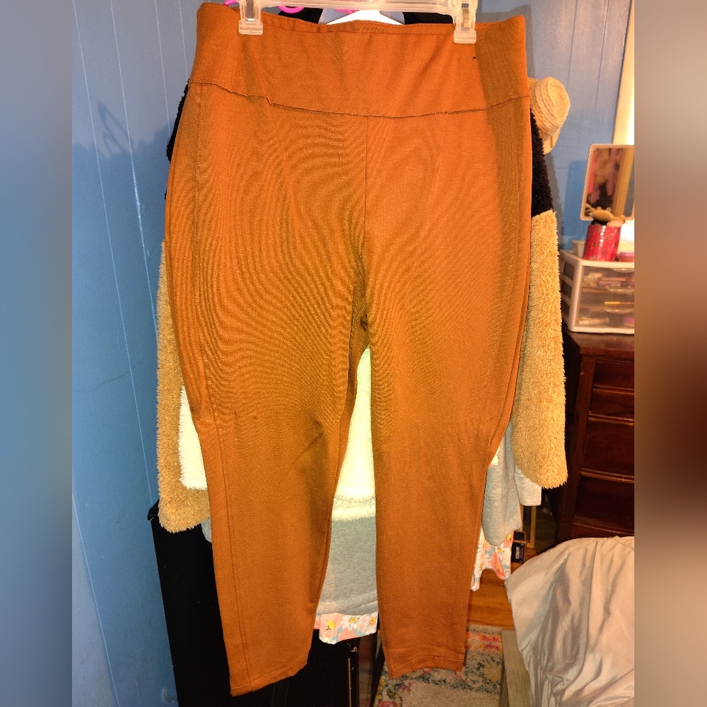 High Rise Pull On Pants - Picture 2 of 4
